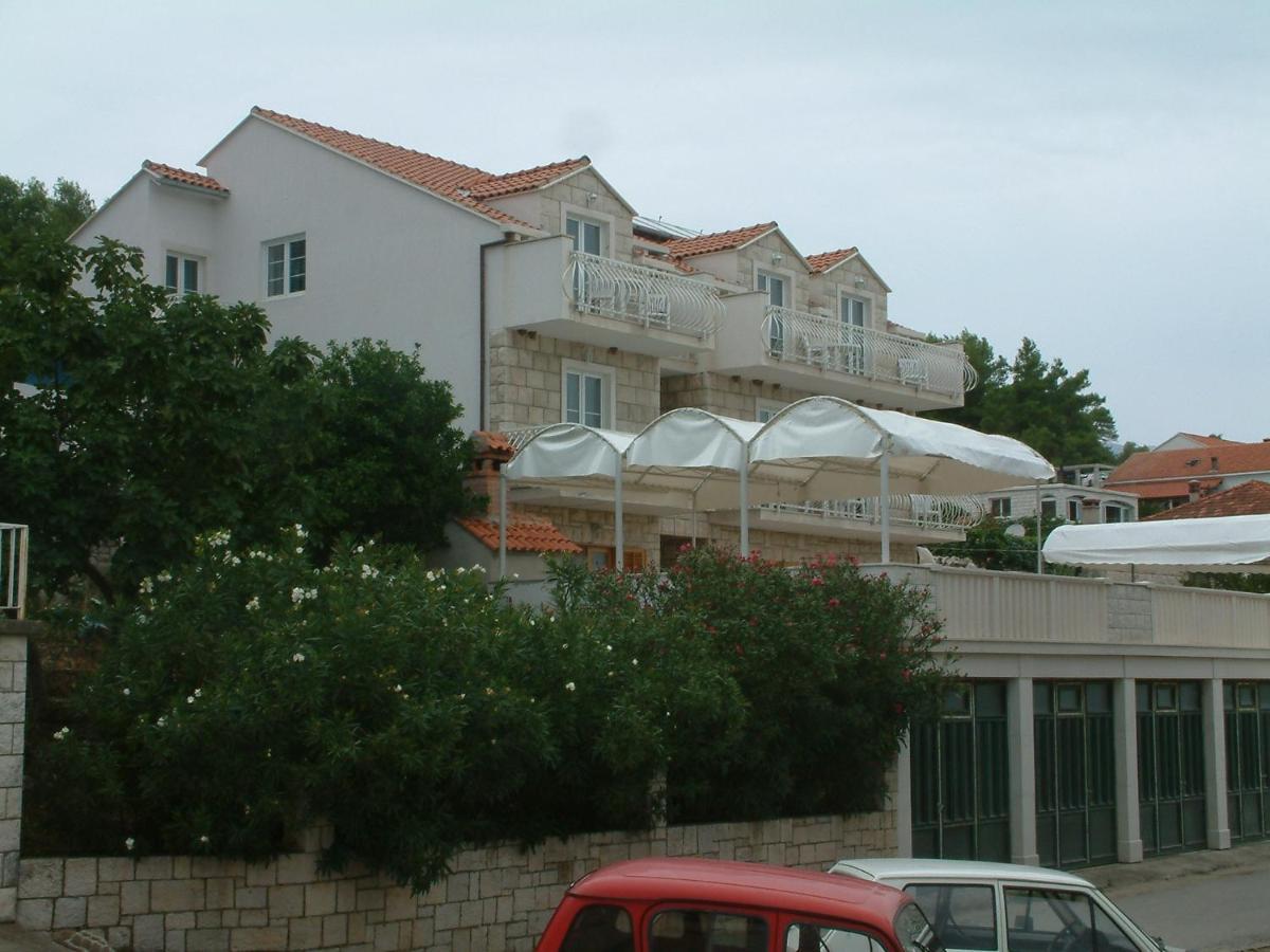 Apartments And Rooms By The Sea Lumbarda, Korcula - 13626 Bagian luar foto