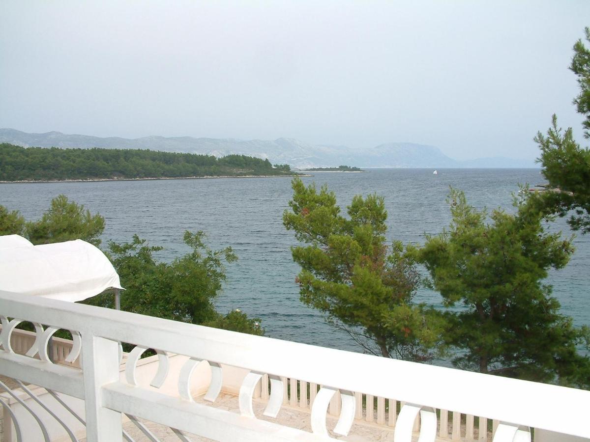 Apartments And Rooms By The Sea Lumbarda, Korcula - 13626 Bagian luar foto