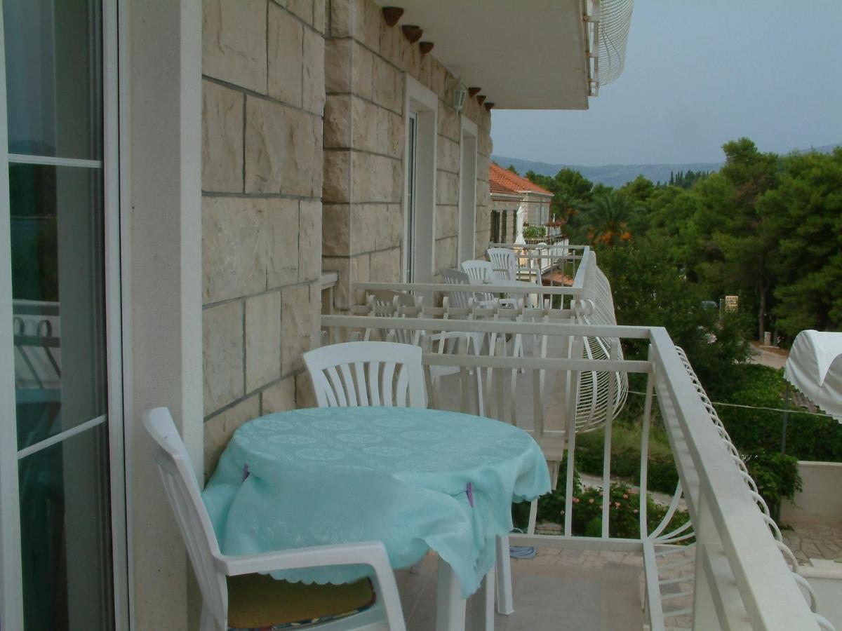 Apartments And Rooms By The Sea Lumbarda, Korcula - 13626 Bagian luar foto