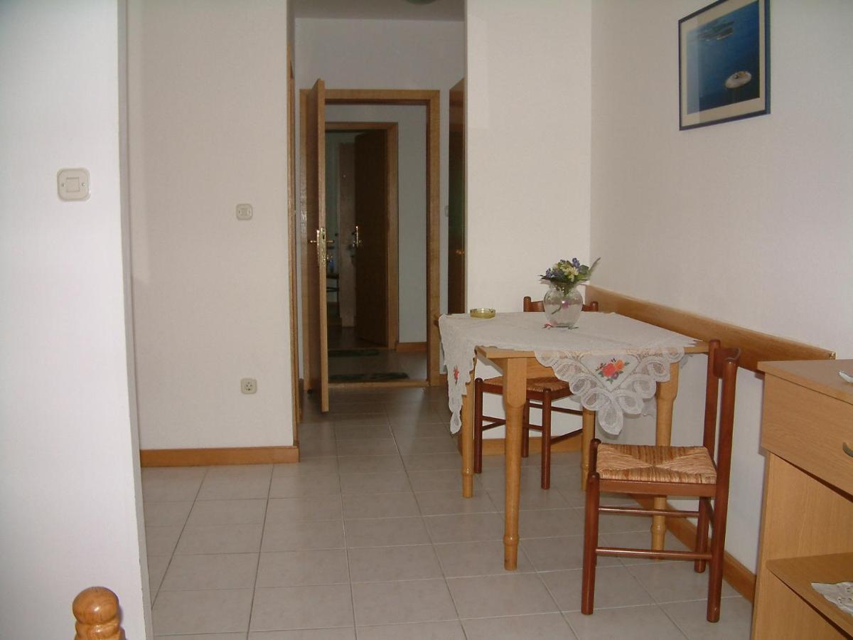 Apartments And Rooms By The Sea Lumbarda, Korcula - 13626 Bagian luar foto